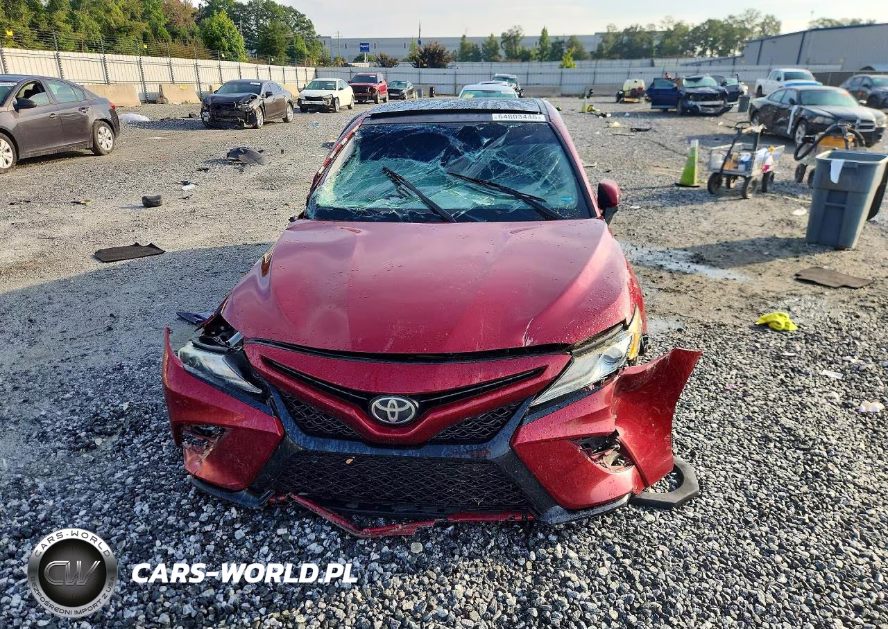 2018 Toyota Camry Xse VIN:4T1B61HK9JU640569 - 5
