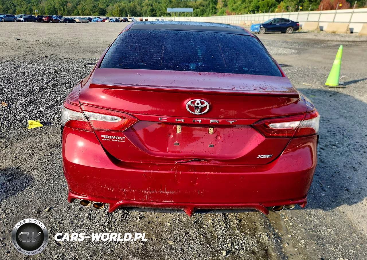 2018 Toyota Camry Xse VIN:4T1B61HK9JU640569 - 6