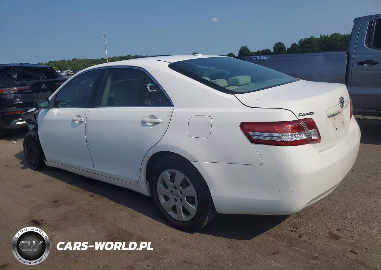 2010 Toyota Camry Base VIN:4T1BF3EK0AU517601 - 2