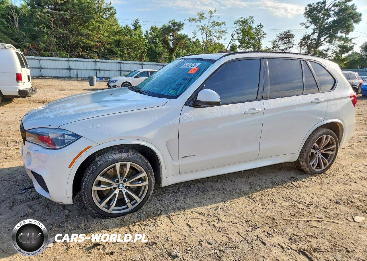 2015 BMW X5 xDrive50I VIN:5UXKR6C58F0J74415 - 1