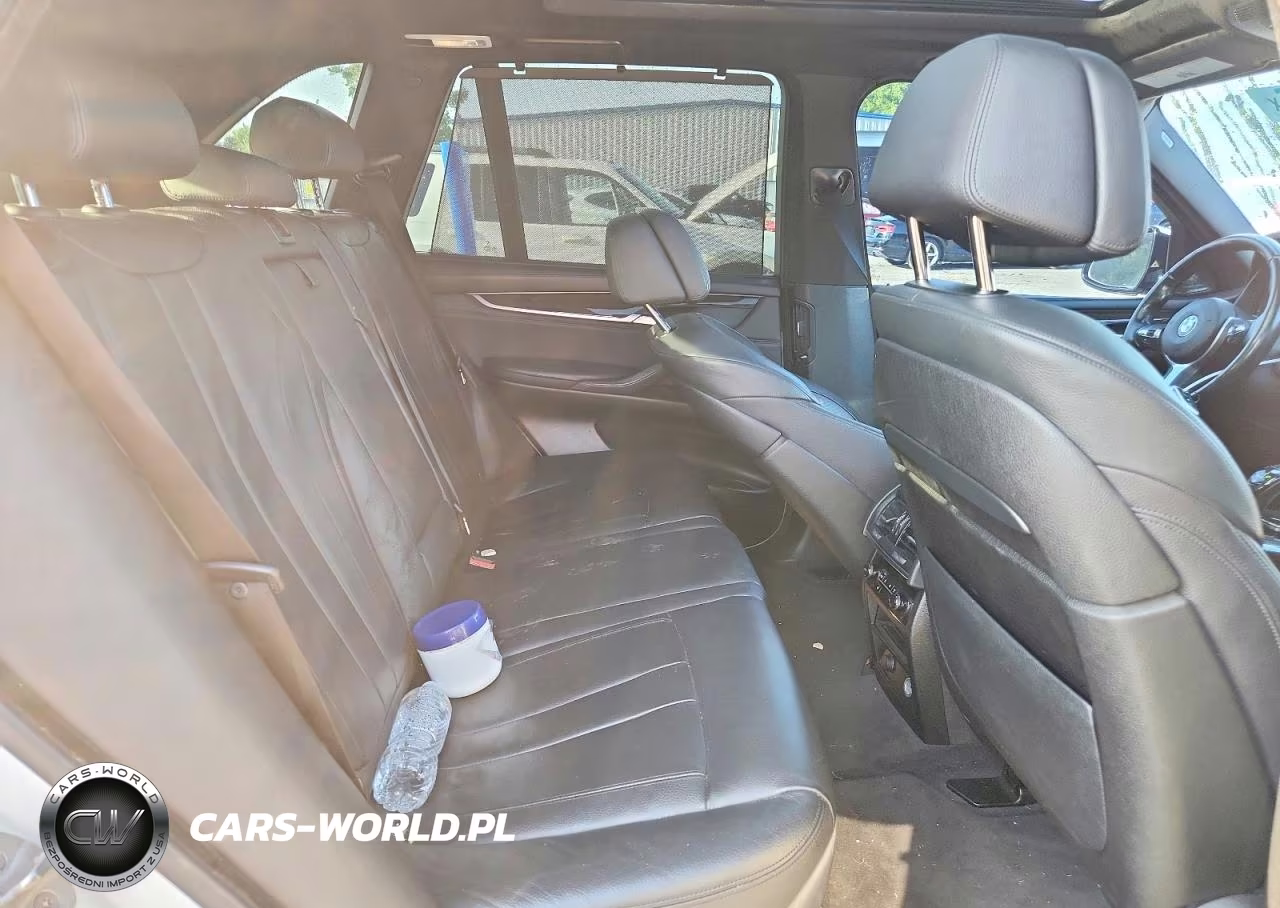 2015 BMW X5 xDrive50I VIN:5UXKR6C58F0J74415 - 11