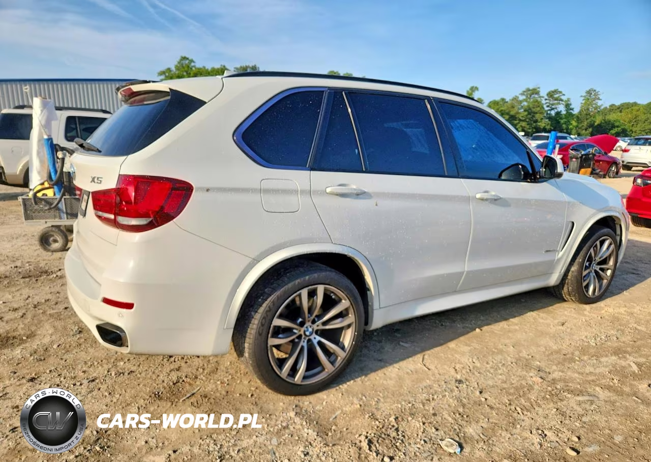 2015 BMW X5 xDrive50I VIN:5UXKR6C58F0J74415 - 3