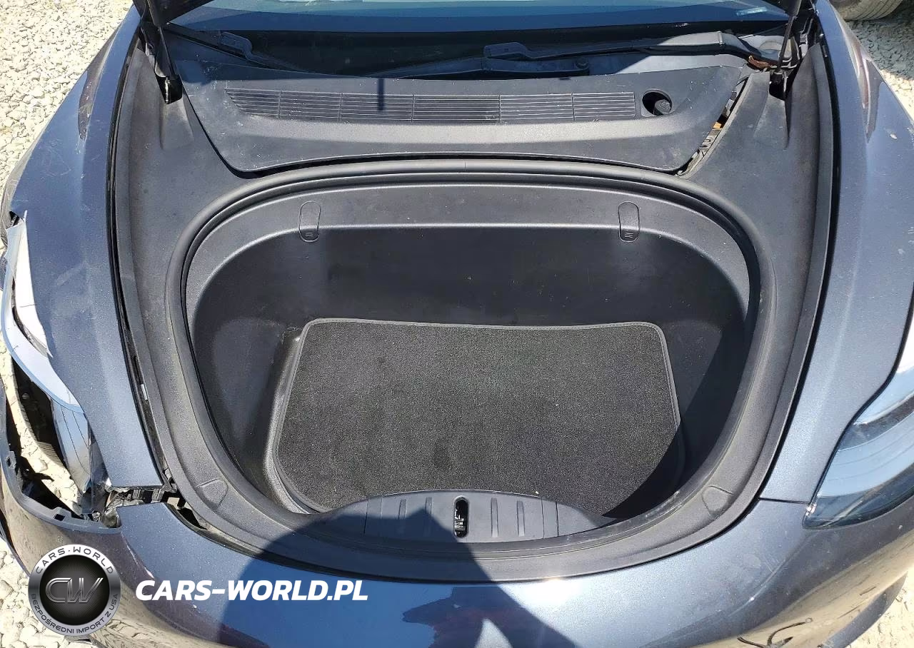 2018 Tesla Model 3 VIN:5YJ3E1EB8JF111848 - 11