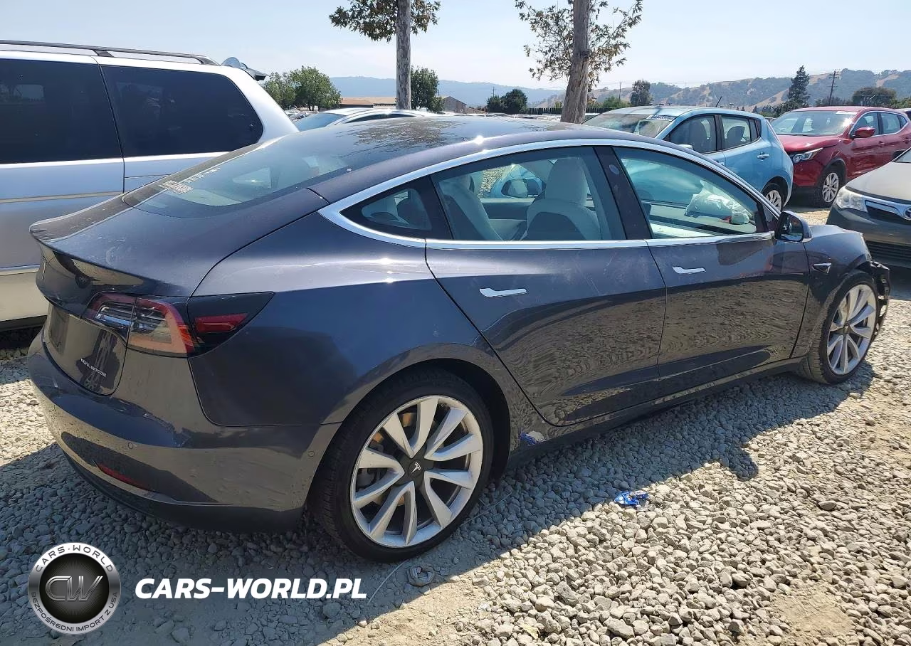 2018 Tesla Model 3 VIN:5YJ3E1EB8JF111848 - 3