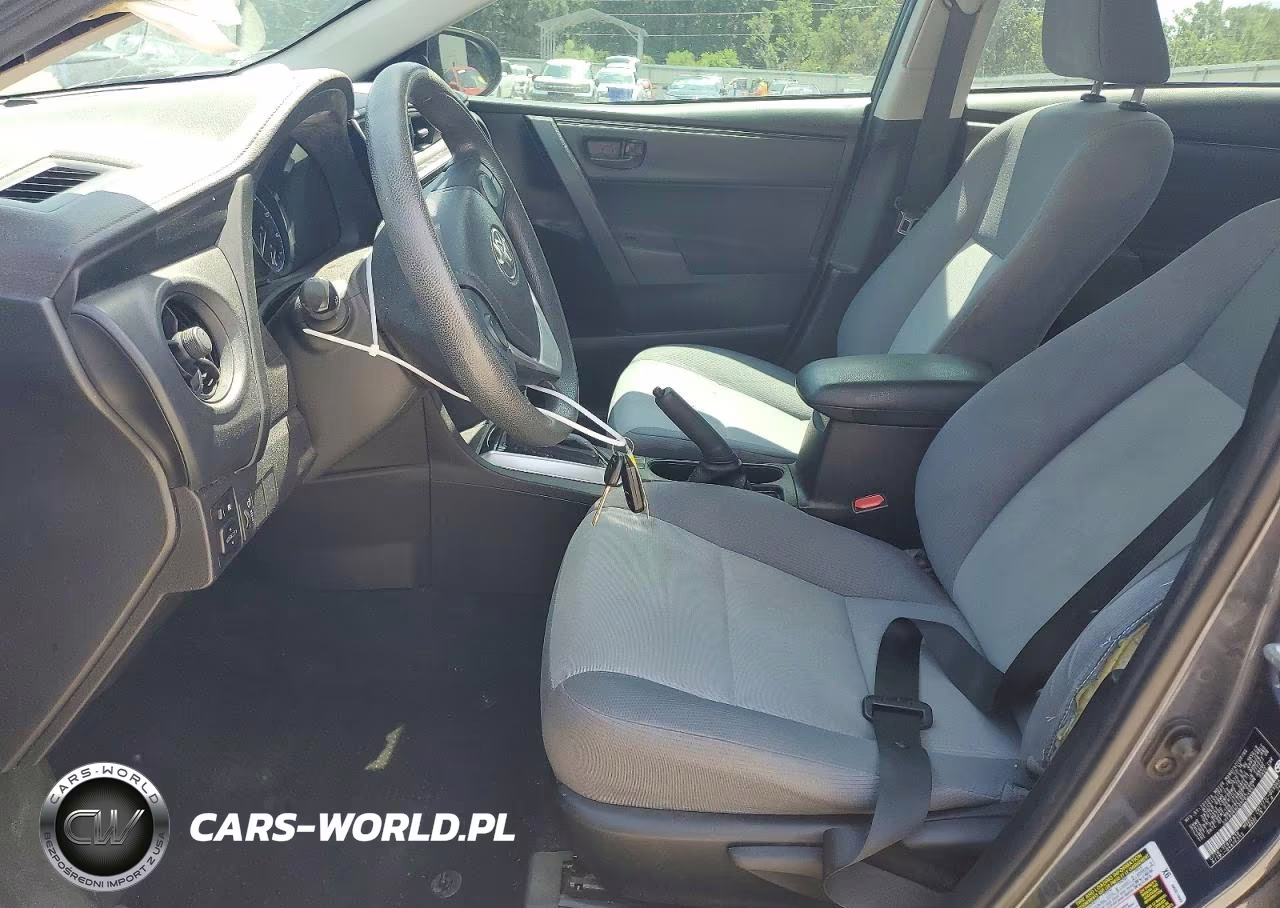 2017 Toyota Corolla L VIN:5YFBURHE0HP624951 - 7