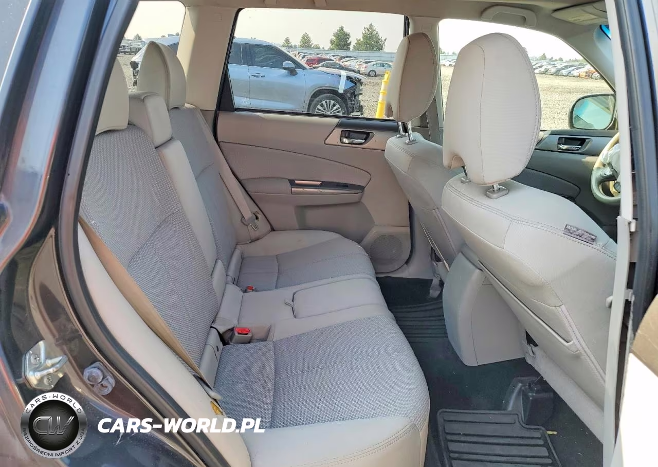 2012 Subaru Forester 2.5X Premium VIN:JF2SHADC3CH408012 - 10