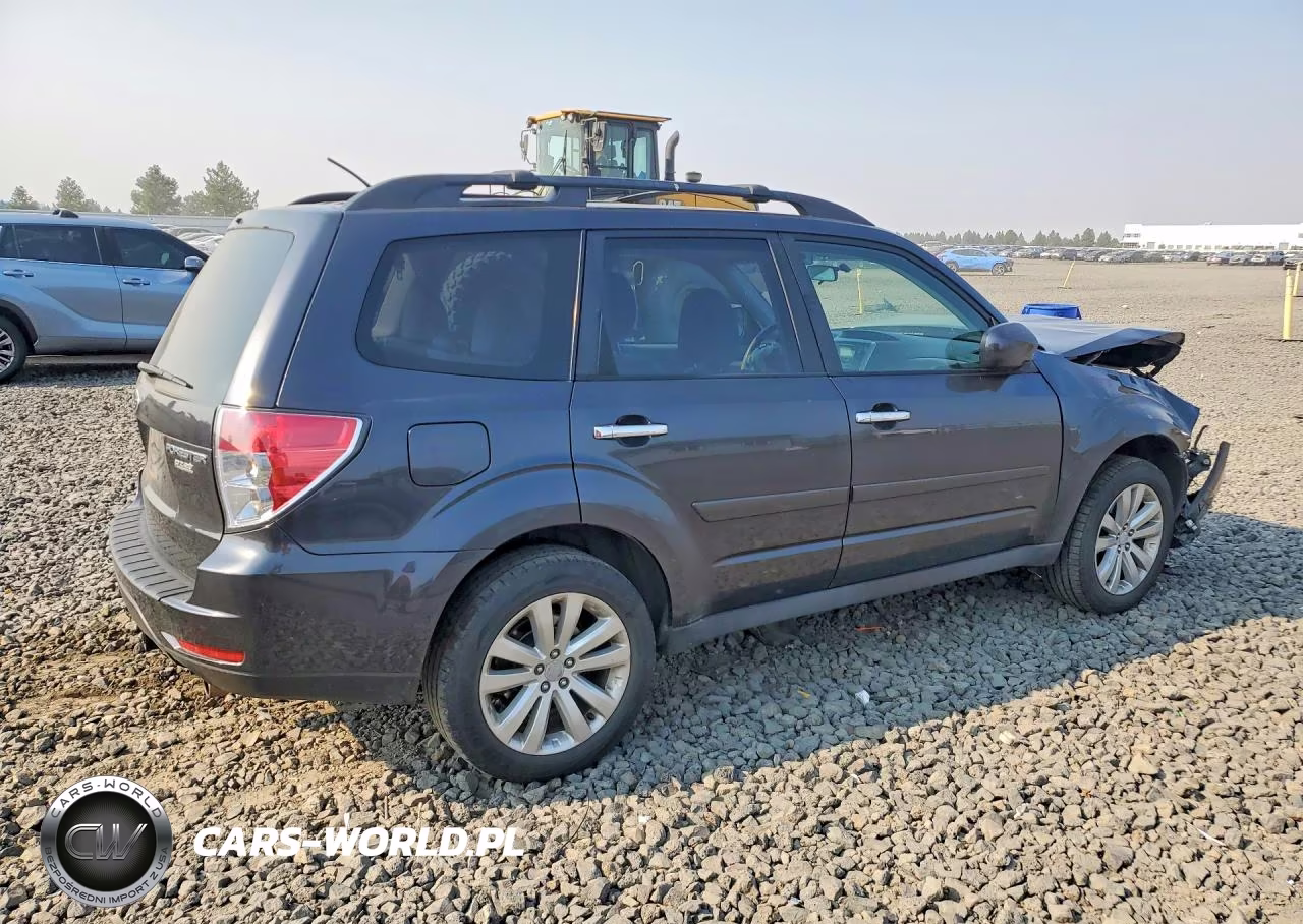 2012 Subaru Forester 2.5X Premium VIN:JF2SHADC3CH408012 - 3