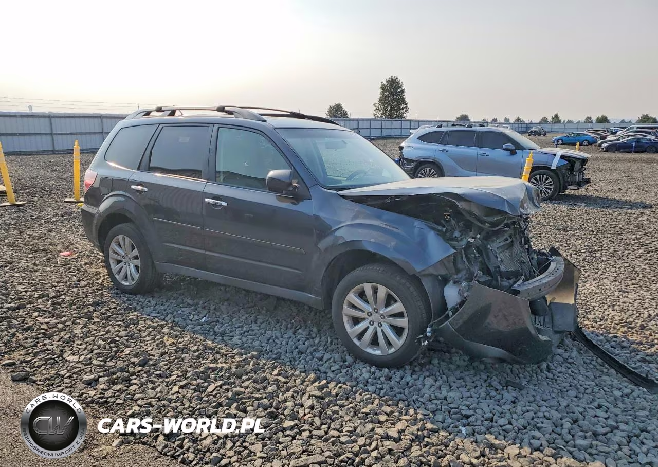 2012 Subaru Forester 2.5X Premium VIN:JF2SHADC3CH408012 - 4