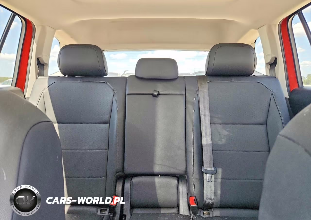 2019 Volkswagen Tiguan Se VIN:3VV3B7AX1KM124128 - 10