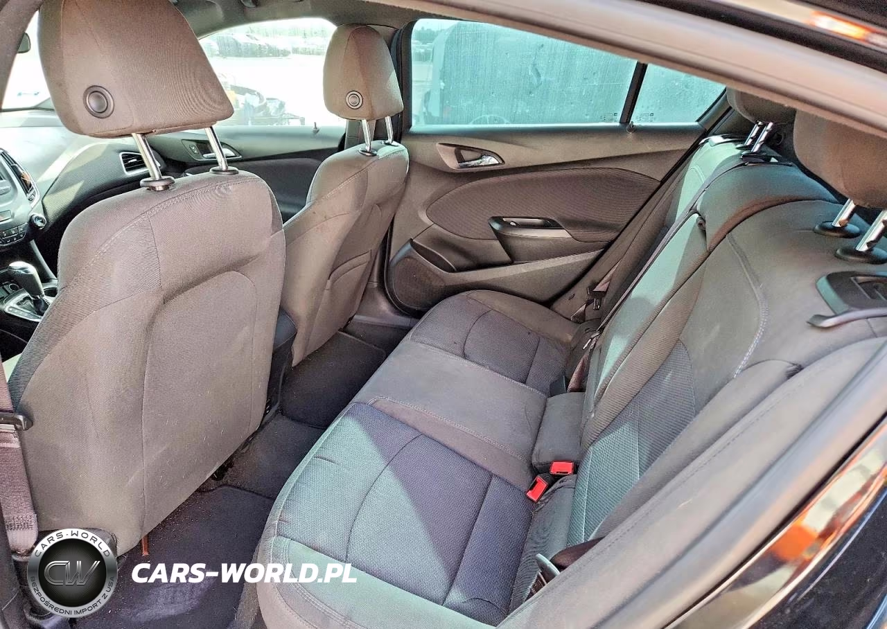 2017 Chevrolet Cruze Lt VIN:1G1BE5SM6H7199607 - 10