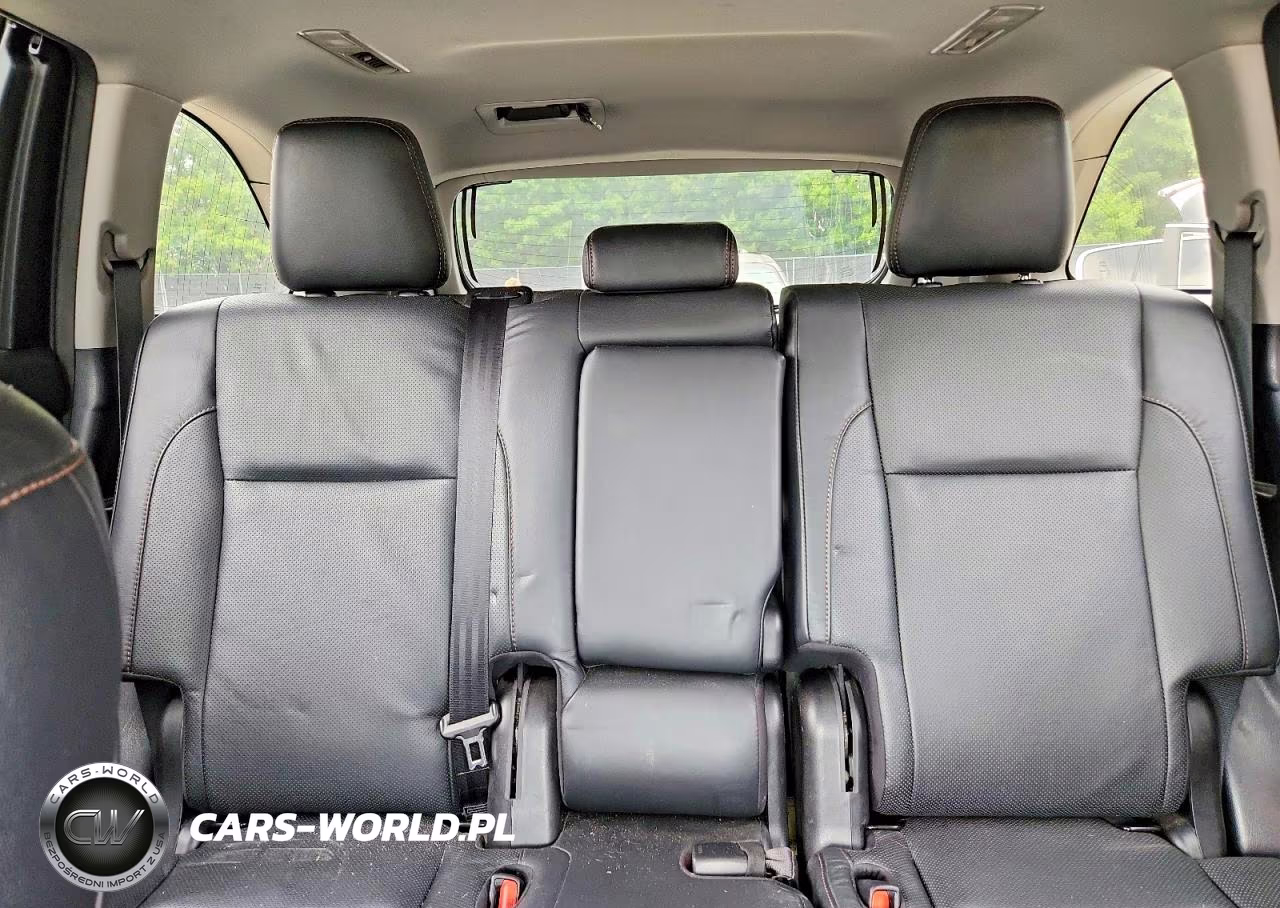 2018 Toyota Highlander Limited Platinum VIN:5TDDZRFH8JS885782 - 10