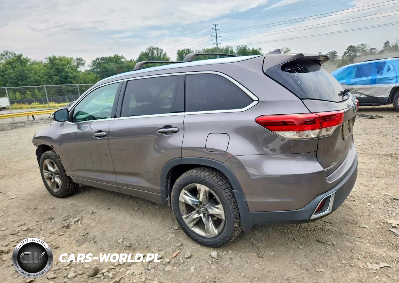 2018 Toyota Highlander Limited Platinum VIN:5TDDZRFH8JS885782 - 2