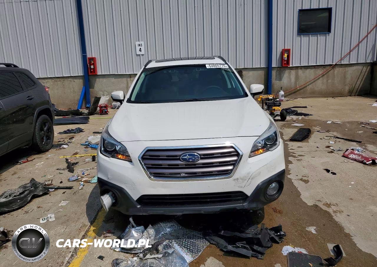 2017 Subaru Outback Touring VIN:4S4BSATC3H3379404 - 5