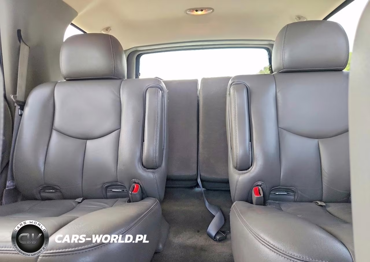 2005 Chevrolet Tahoe K1500 VIN:1GNEK13T05R152768 - 10
