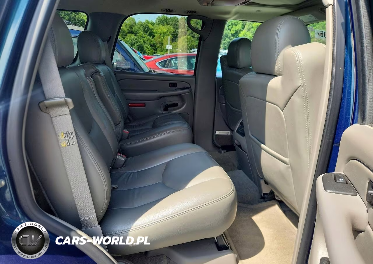 2005 Chevrolet Tahoe K1500 VIN:1GNEK13T05R152768 - 11