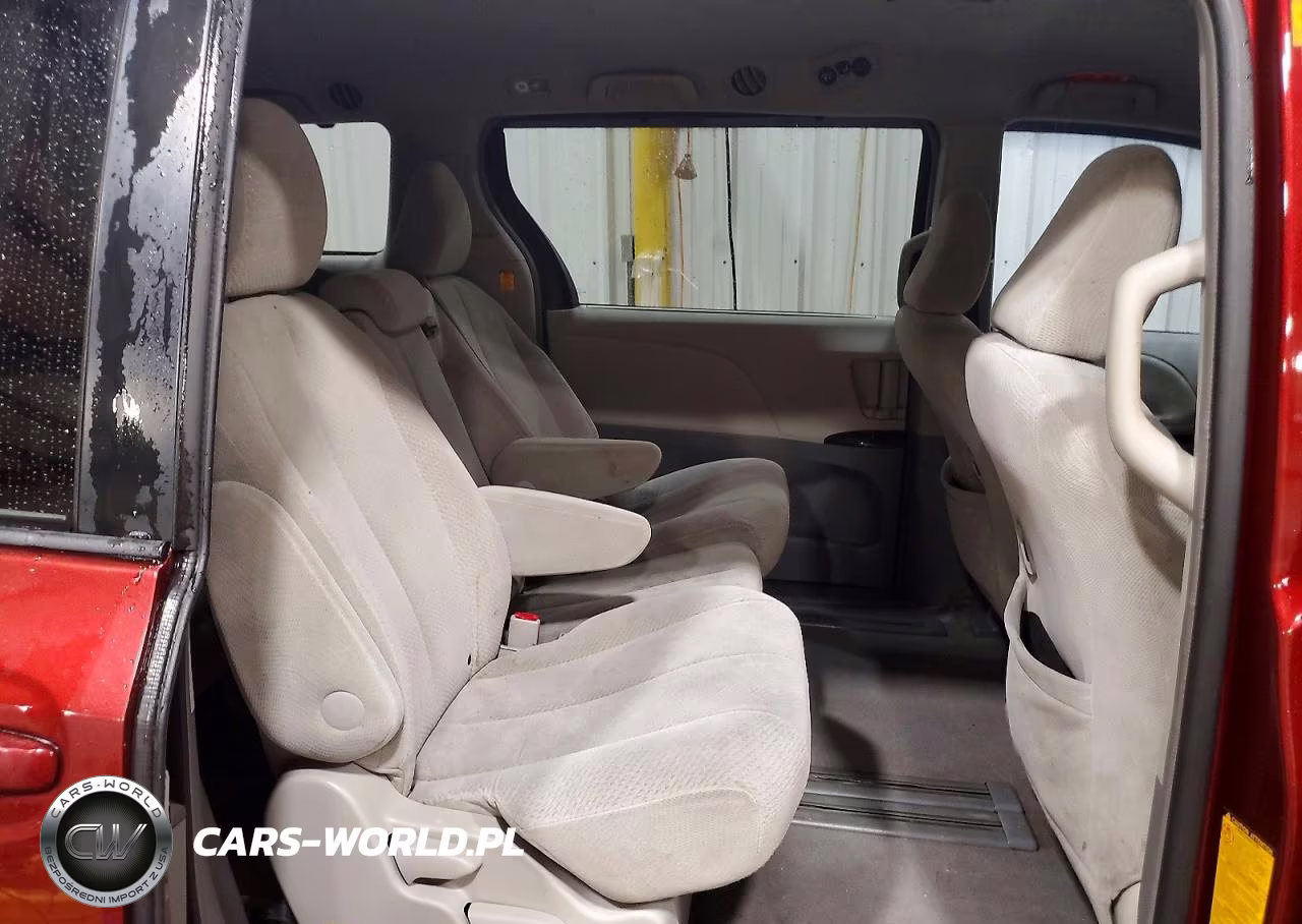 2011 Toyota Sienna Le VIN:5TDKK3DC2BS087750 - 11