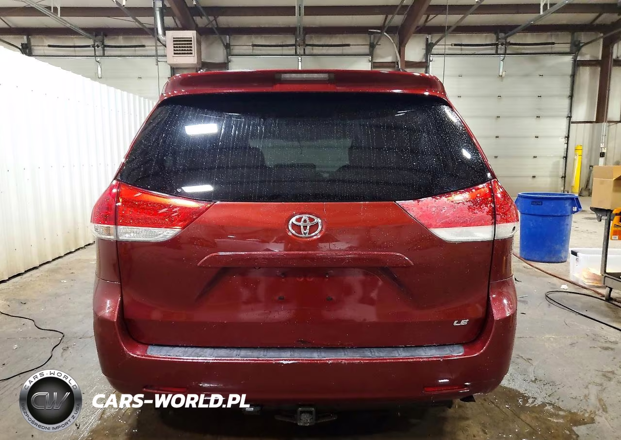 2011 Toyota Sienna Le VIN:5TDKK3DC2BS087750 - 6