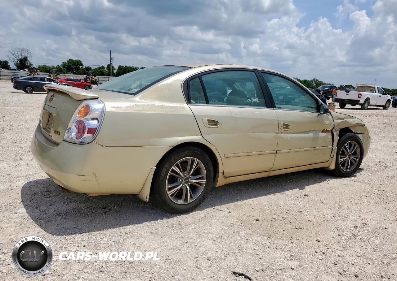 2004 Nissan Altima Base VIN:1N4AL11DX4C100331 - 3