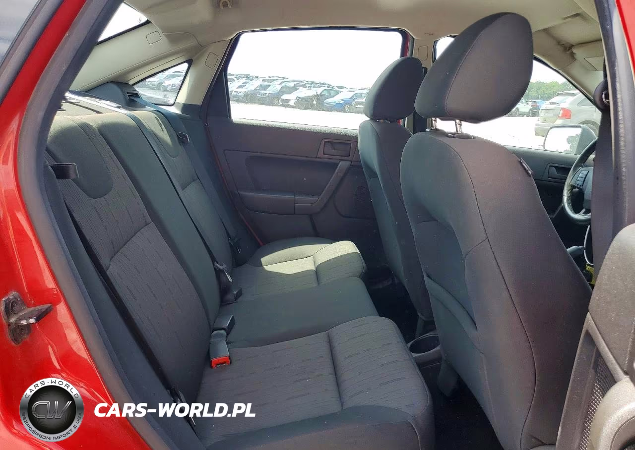 2008 Ford Focus Se VIN:1FAHP35N18W234277 - 10