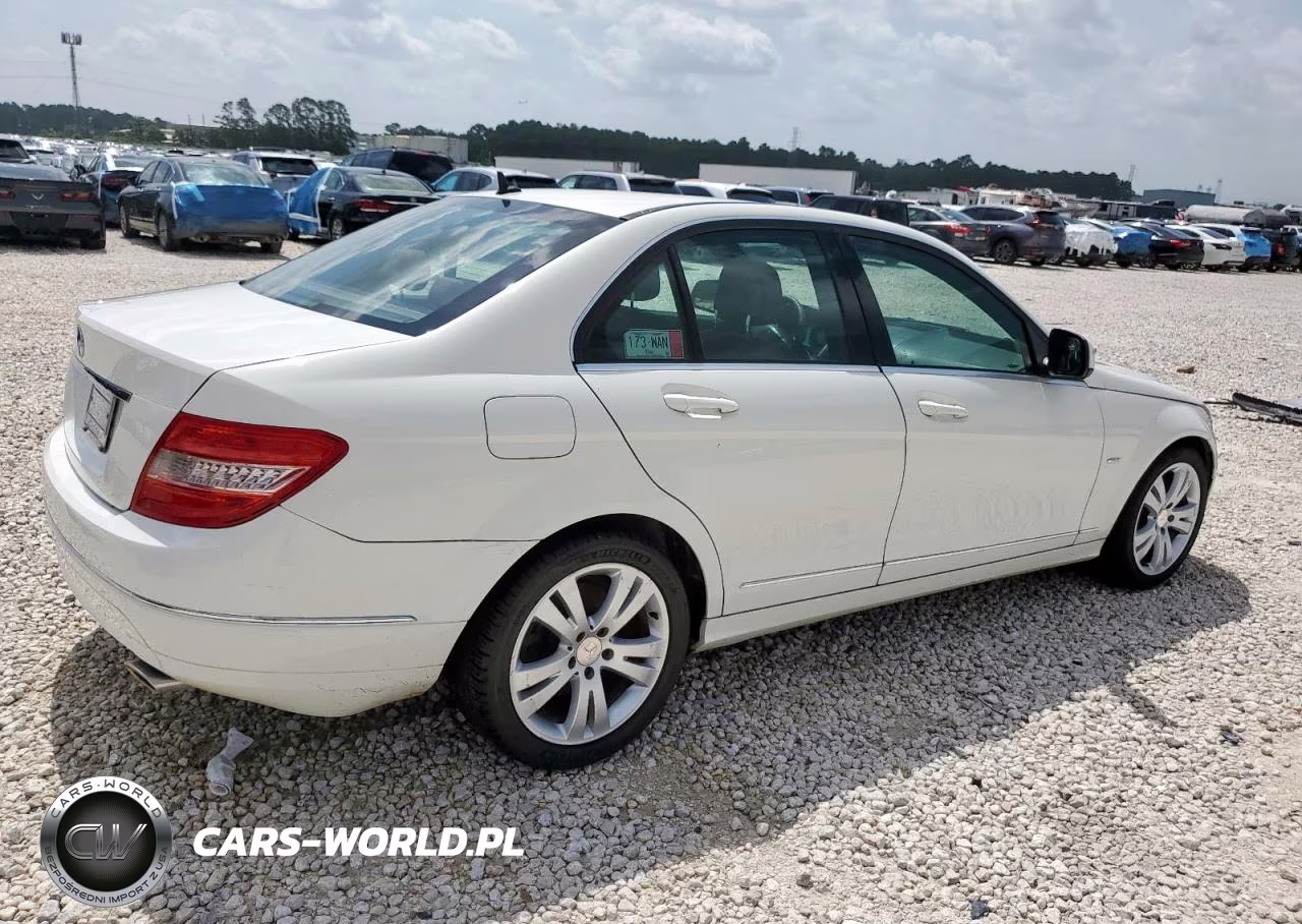 2009 Mercedes-Benz C 300 VIN:WDDGF54X29A153915 - 3