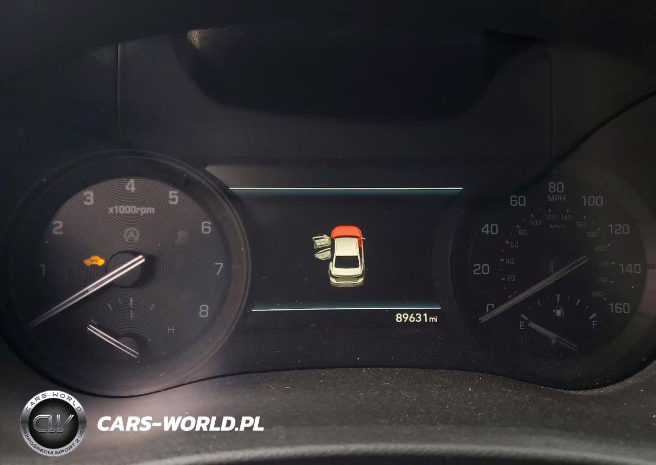 2018 Genesis G80 3.8 VIN:KMHGN4JE7JU233607 - 9