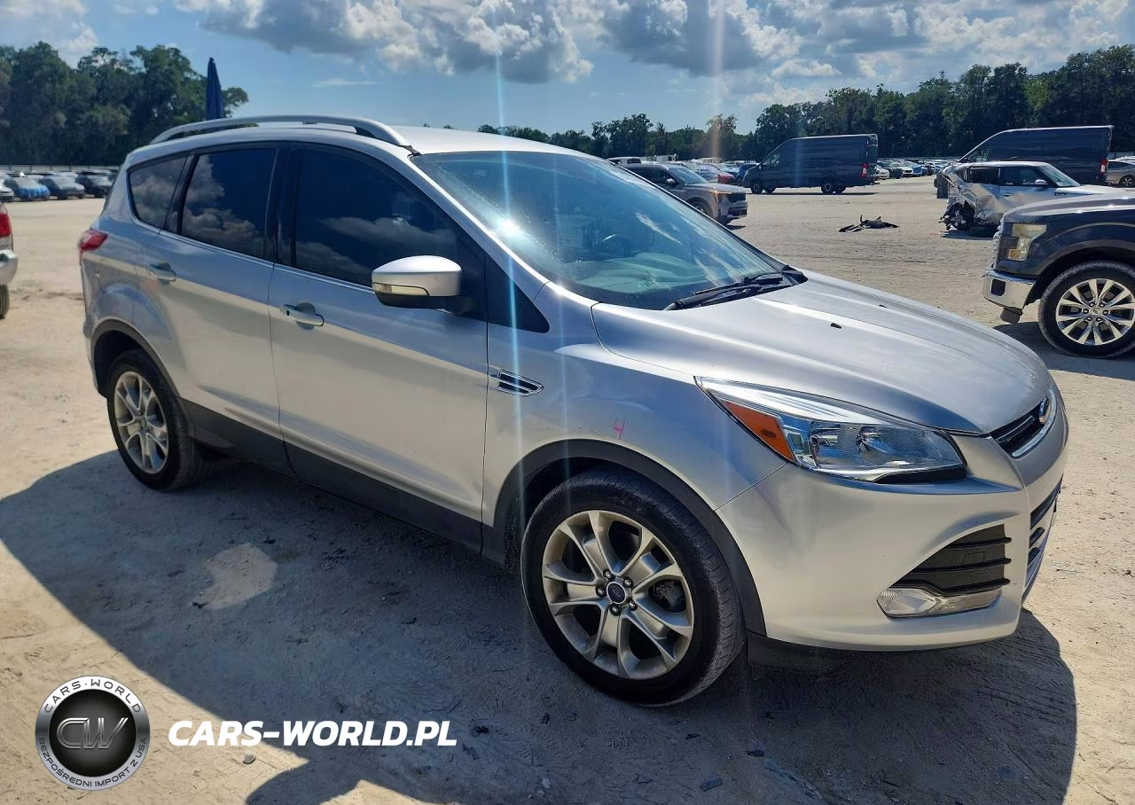 2015 Ford Escape Titanium VIN:1FMCU0J99FUB45792 - 4