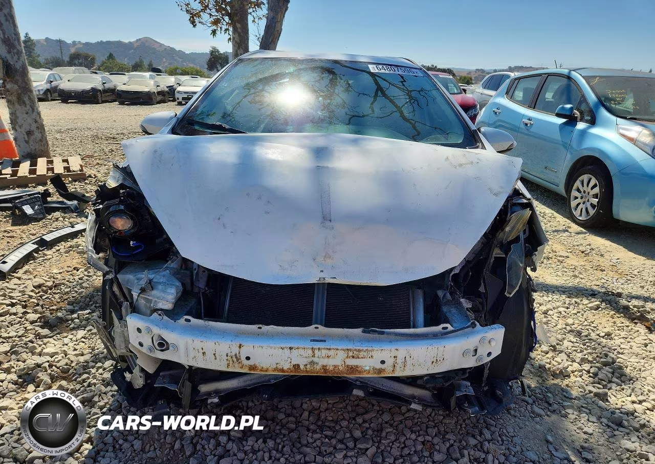 2015 Toyota Prius C One VIN:JTDKDTB34F1578014 - 5