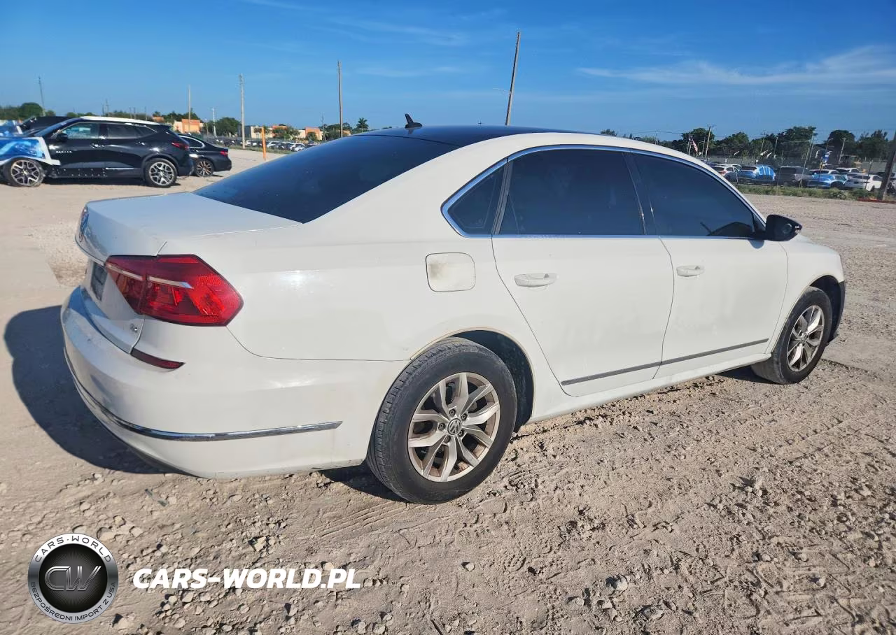 2016 Volkswagen Passat S VIN:1VWAS7A35GC046638 - 3
