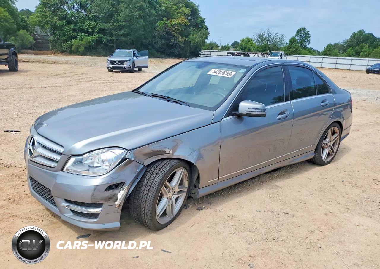 2013 Mercedes-Benz C 250 – zdjęcie 1 z 12