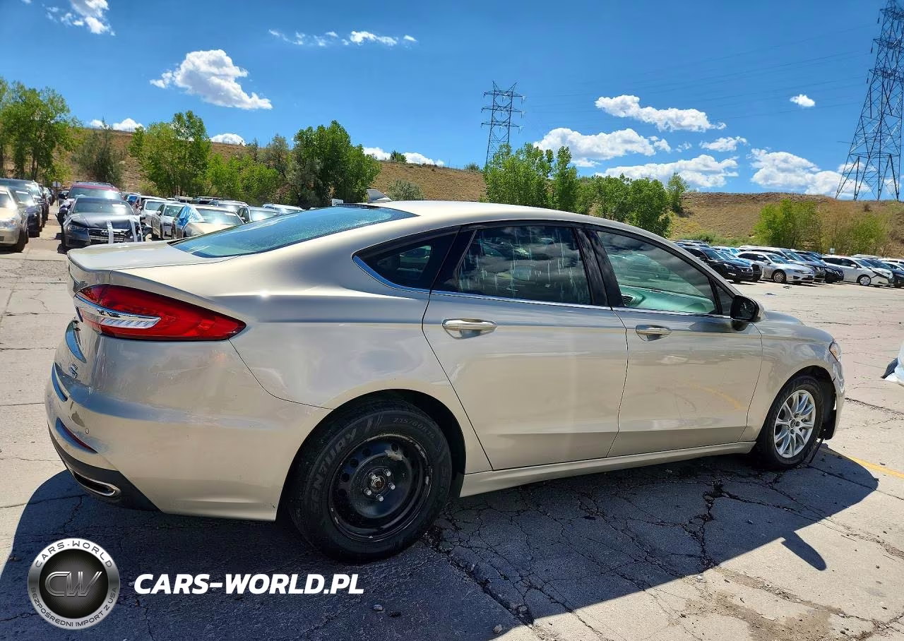 2019 Ford Fusion Se VIN:3FA6P0T99KR251236 - 3
