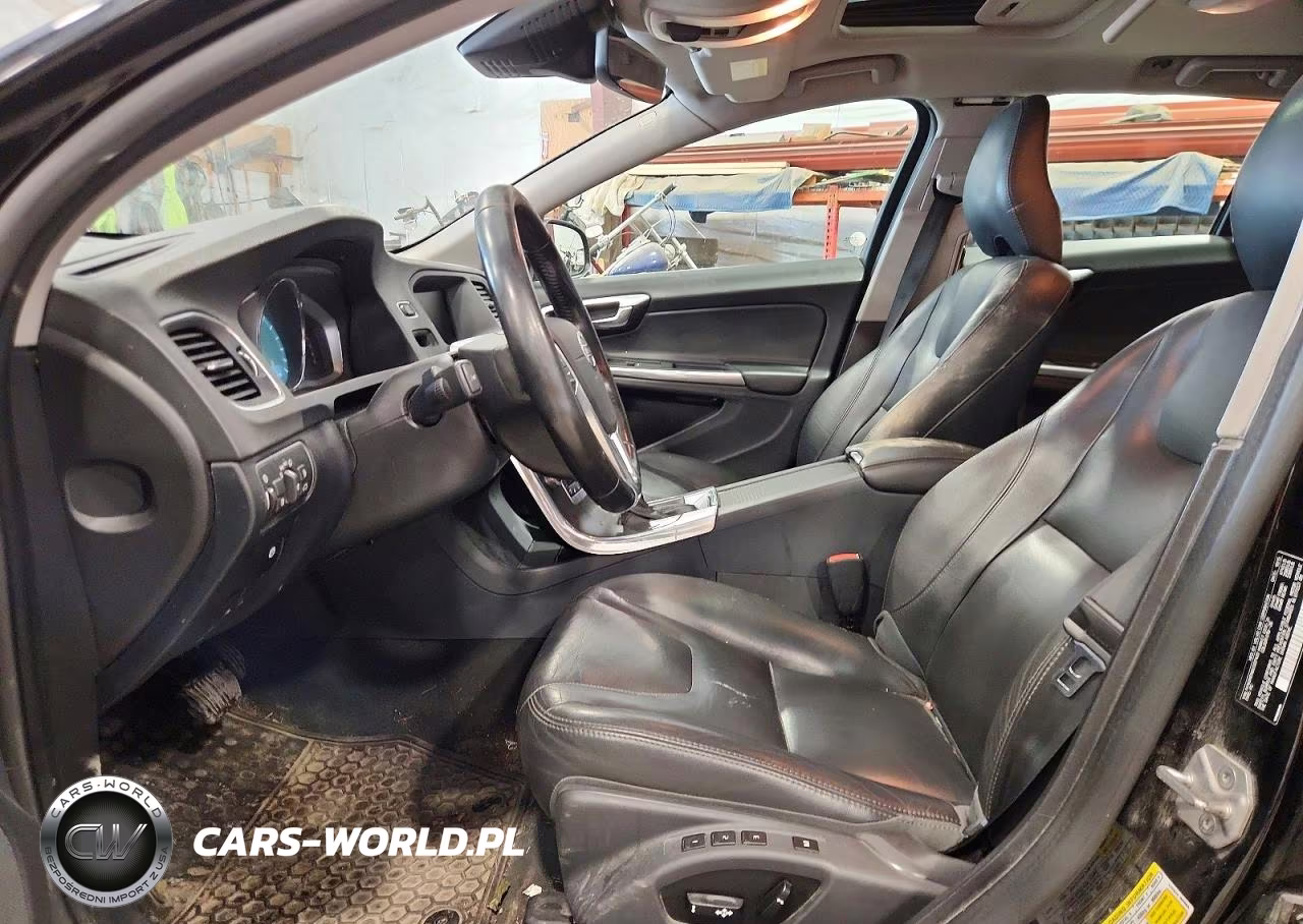 2016 Volvo V60 T5 Platinum VIN:YV140MEM0G1307400 - 7