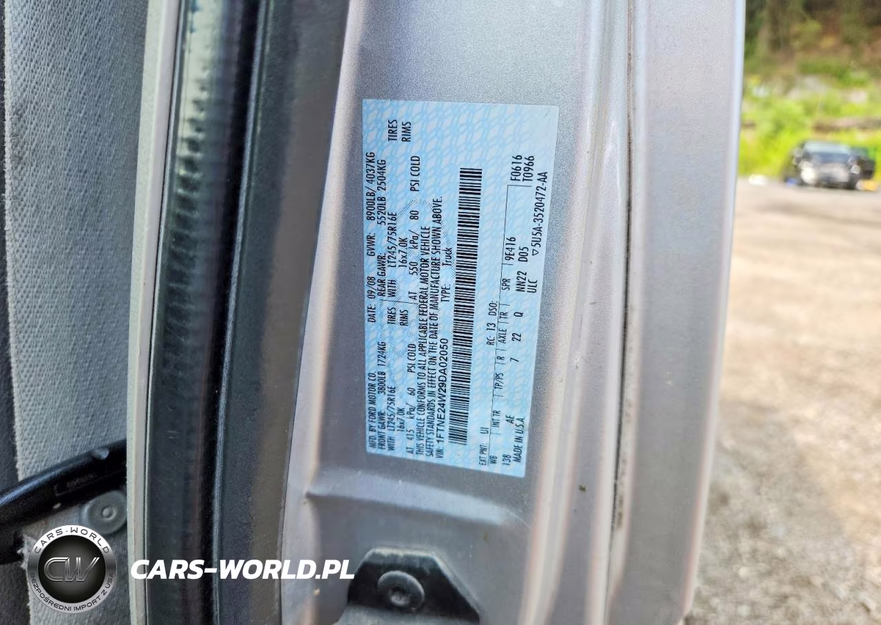 2009 Ford Econoline E250 Van VIN:1FTNE24W29DA02050 - 13