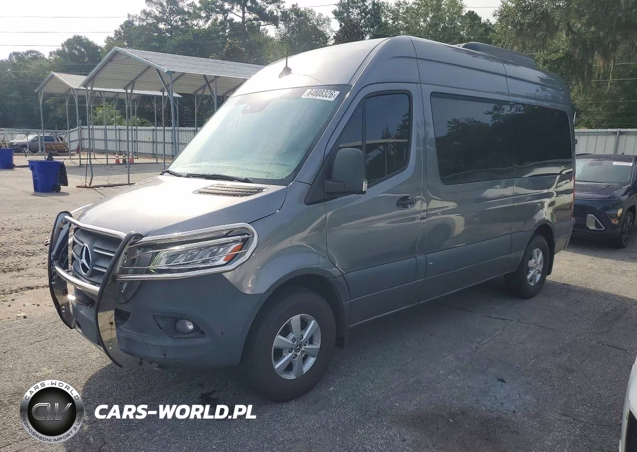 2023 Mercedes-Benz Sprinter 2500 – zdjęcie 1 z 13