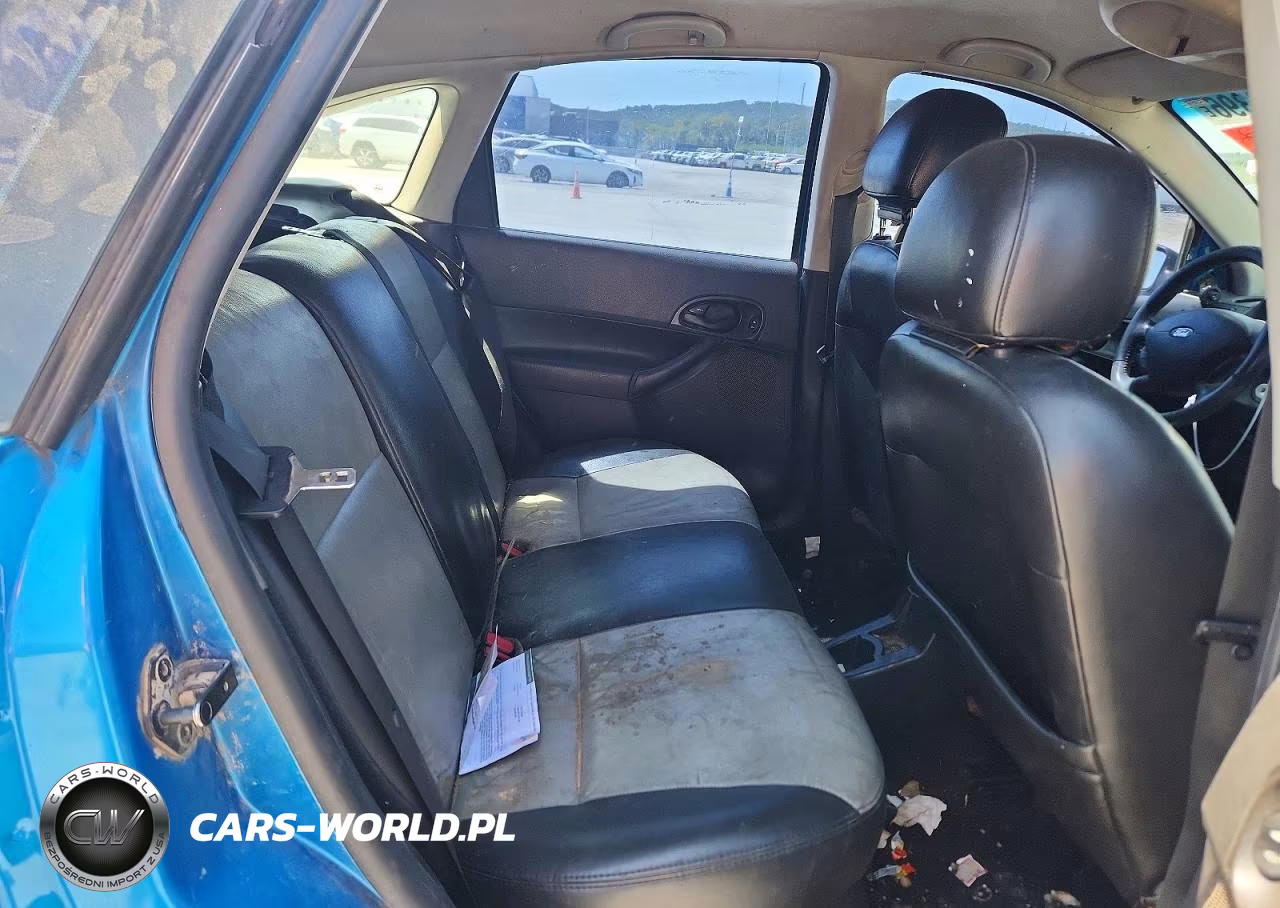 2007 Ford Focus Zx5 VIN:1FAFP37N47W307113 - 10