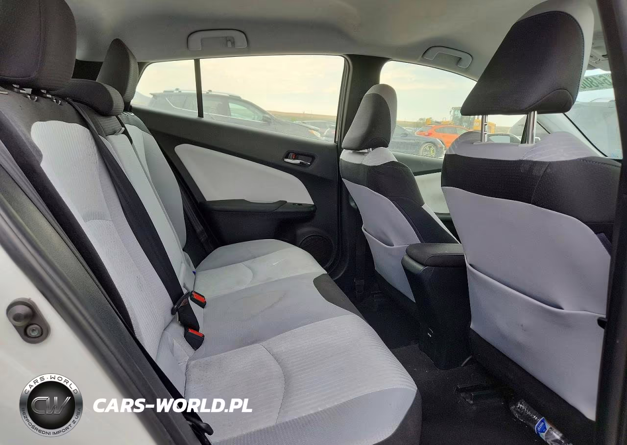 2017 Toyota Prius Two VIN:JTDKBRFU5H3031594 - 10