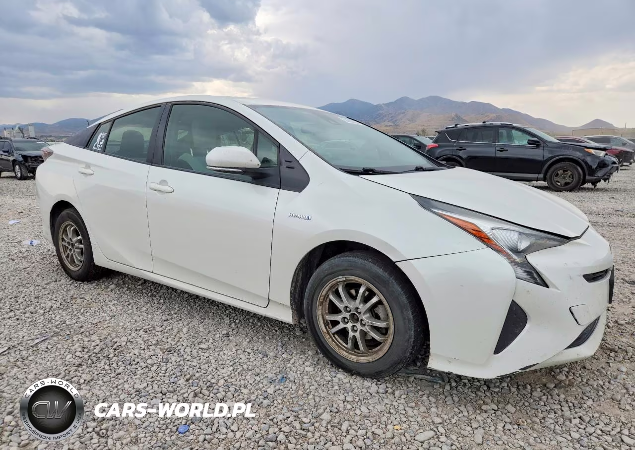 2017 Toyota Prius Two VIN:JTDKBRFU5H3031594 - 4