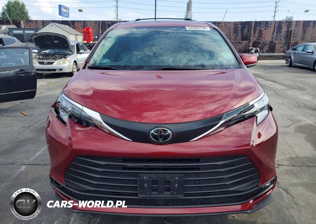 2026 Toyota Sienna Xle 8-Passenger VIN:5TDYRKECXTS305305 - 5