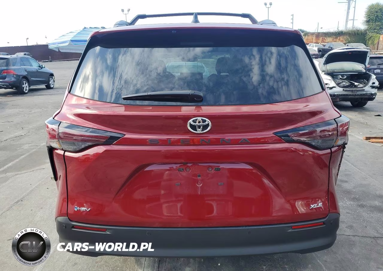 2026 Toyota Sienna Xle 8-Passenger VIN:5TDYRKECXTS305305 - 6