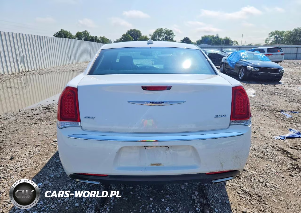 2019 Chrysler 300 Limited VIN:2C3CCAKG6KH593547 - 6