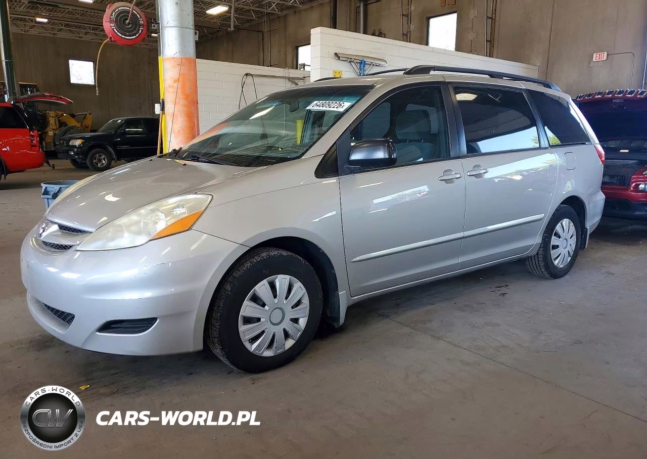 2009 Toyota Sienna Ce 7-Passenger