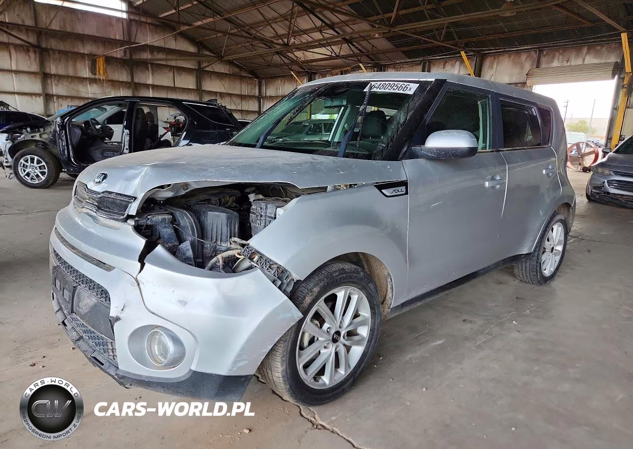 2019 Kia Soul + VIN:KNDJP3A52K7656173 - 1