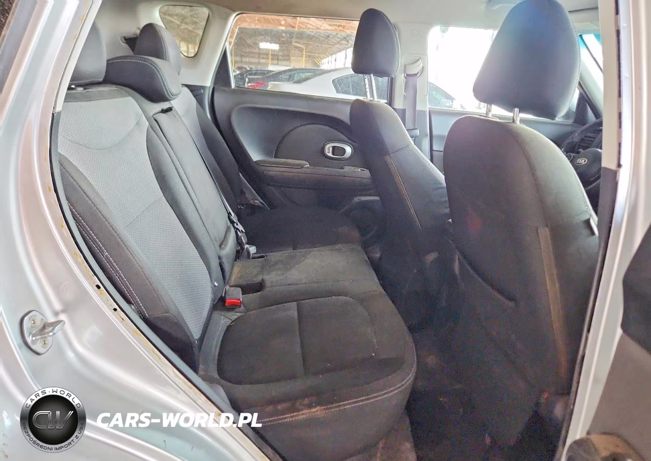 2019 Kia Soul + VIN:KNDJP3A52K7656173 - 10