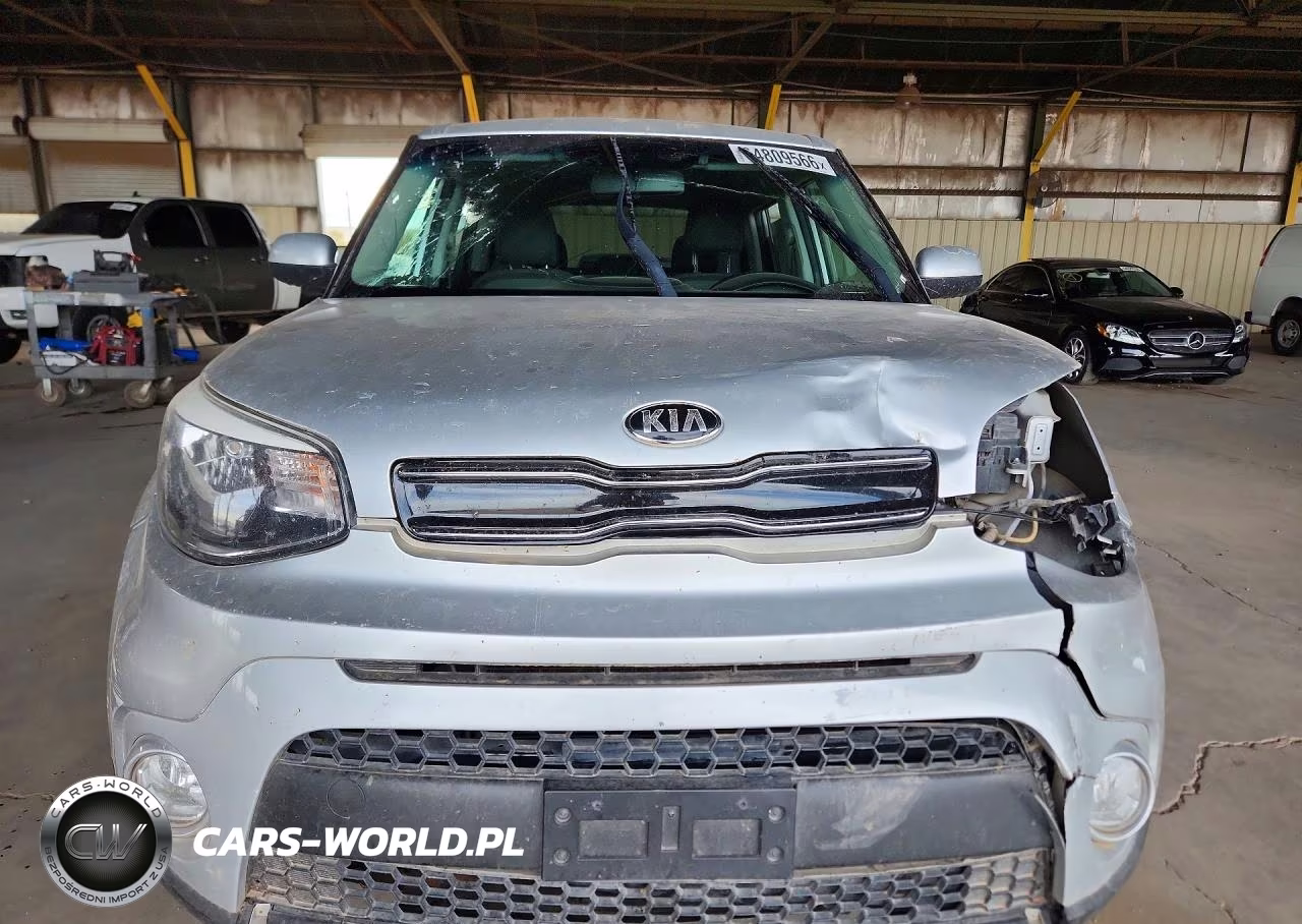 2019 Kia Soul + VIN:KNDJP3A52K7656173 - 5