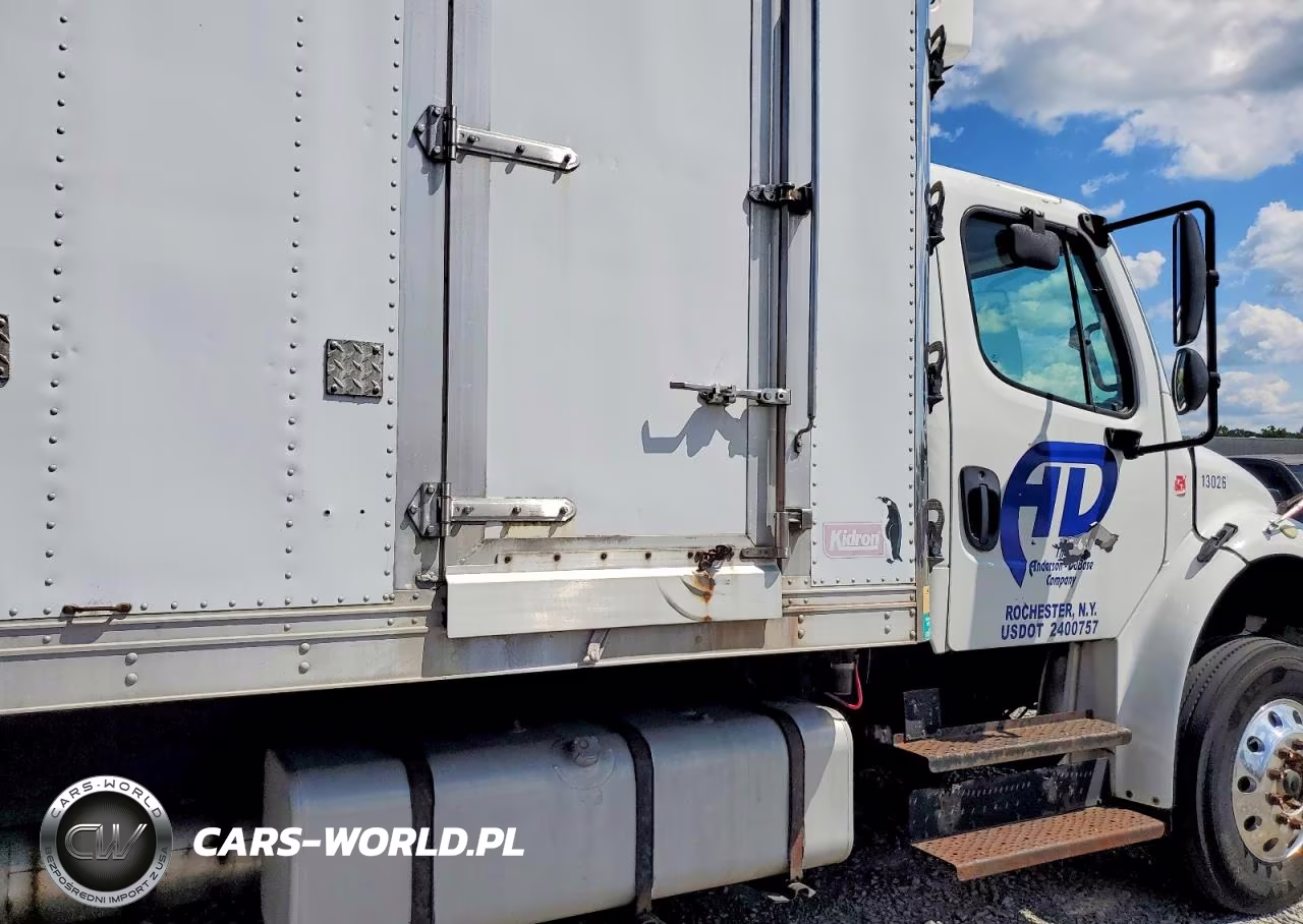 2013 Freightliner M2 106 Medium Duty VIN:3ALACYBS1DDFG6273 - 11