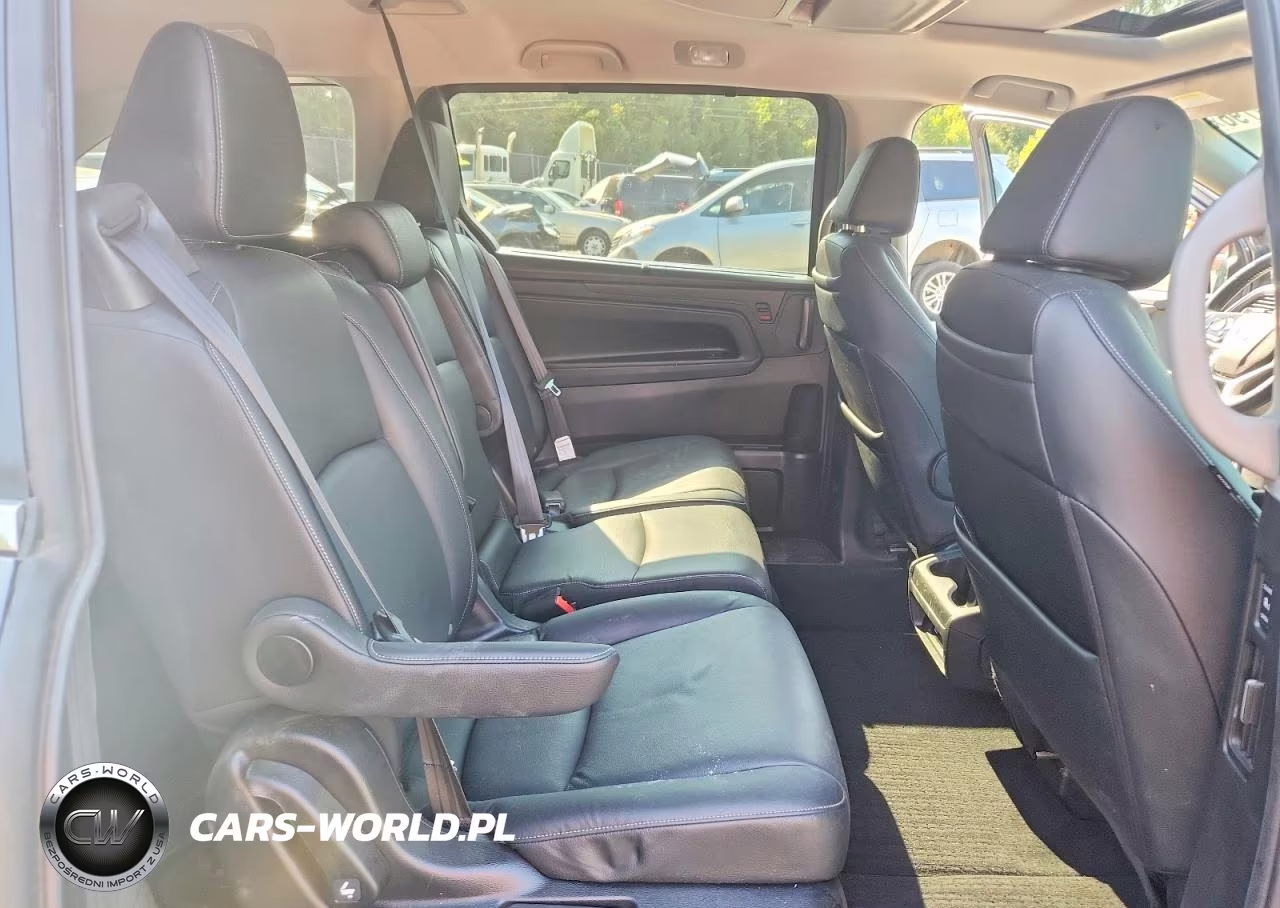 2024 Honda Odyssey Touring VIN:5FNRL6H82RB055169 - 11