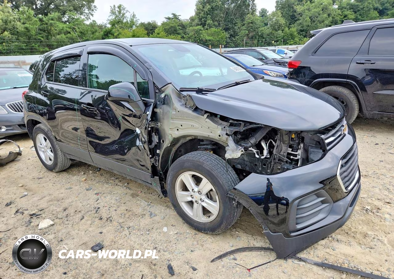 2020 Chevrolet Trax Ls VIN:KL7CJKSB9LB325658 - 4