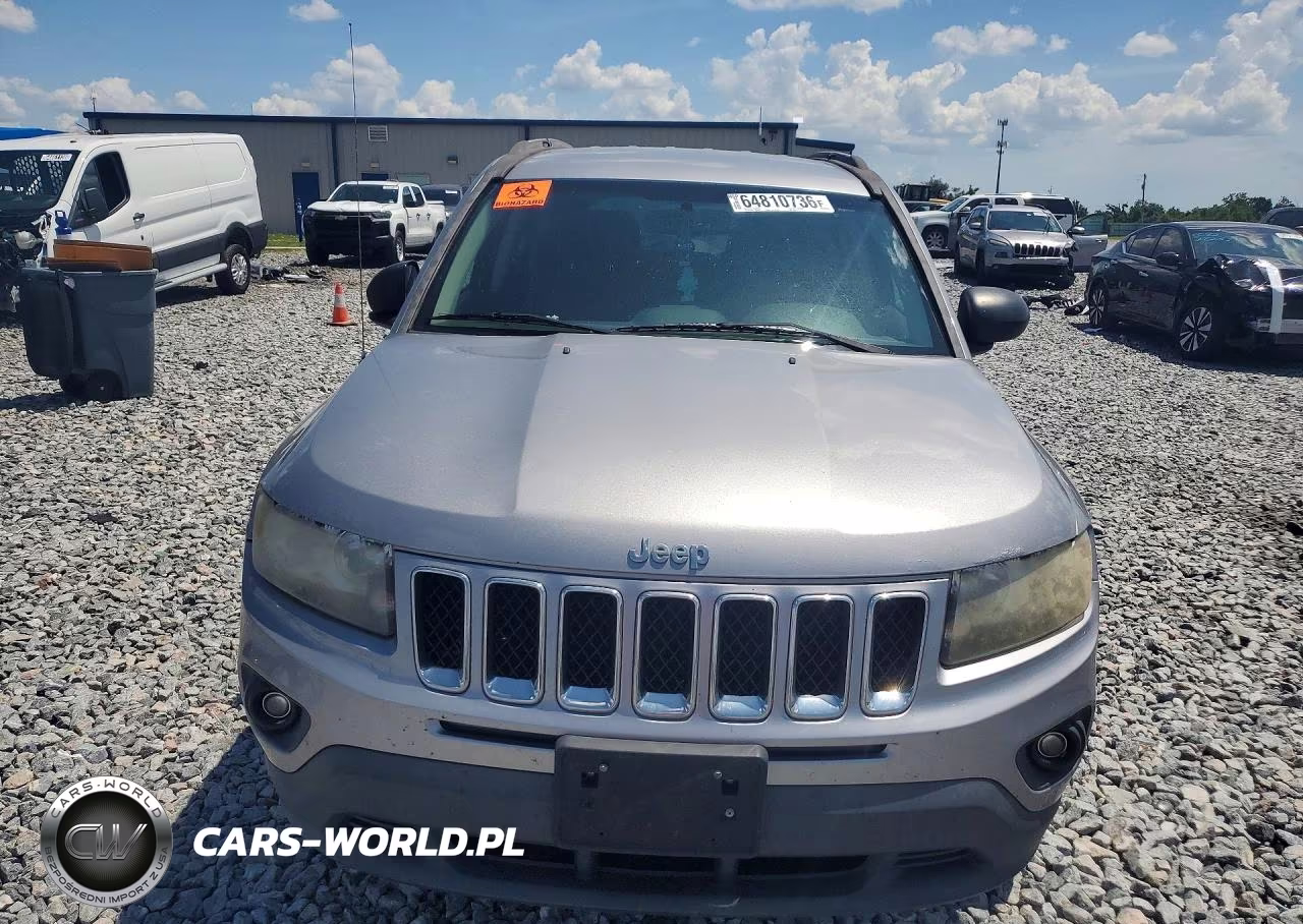 2016 Jeep Compass Sport VIN:1C4NJCBA9GD641273 - 5