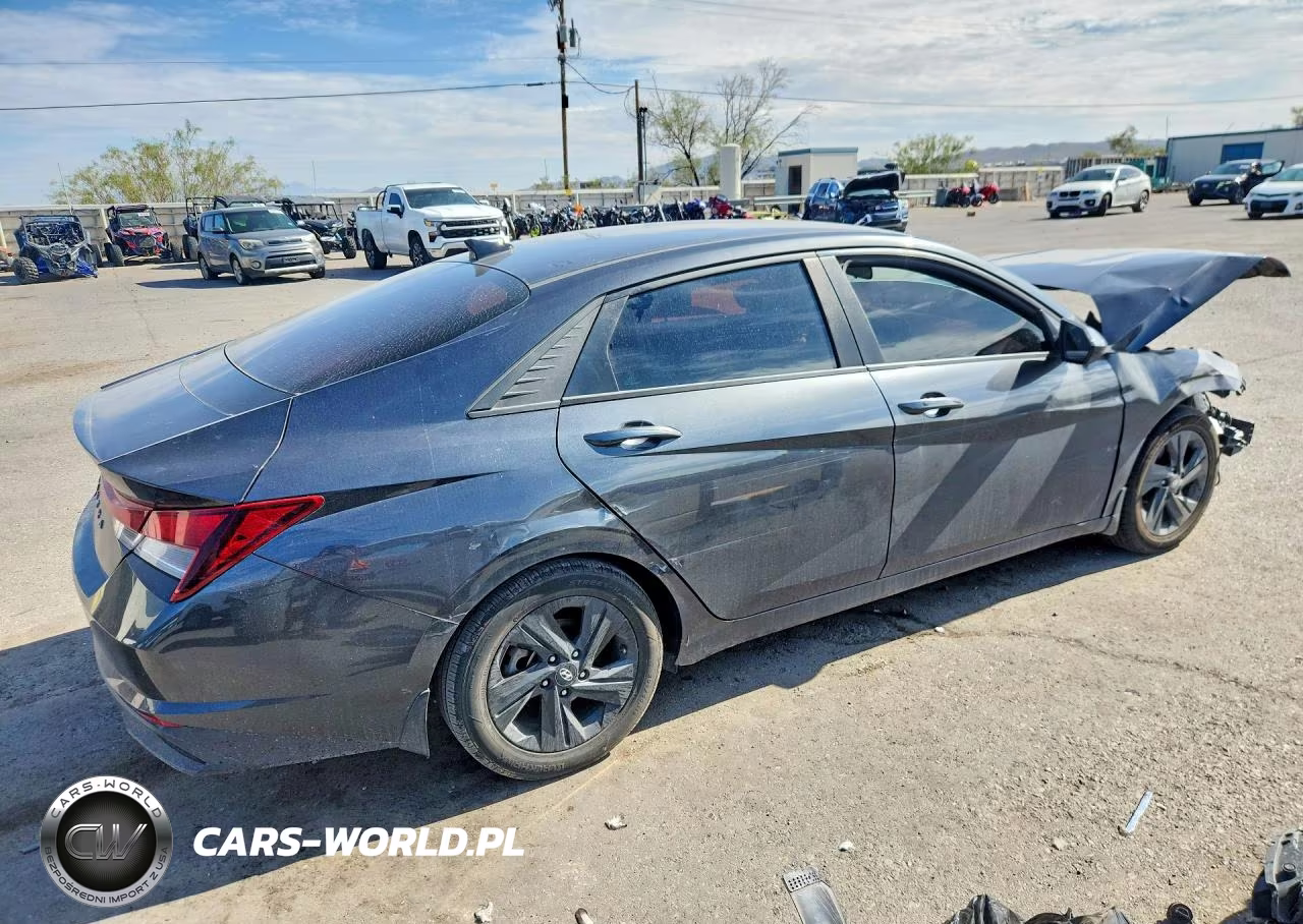 2023 Hyundai Elantra Sel VIN:5NPLM4AG2PH108976 - 3