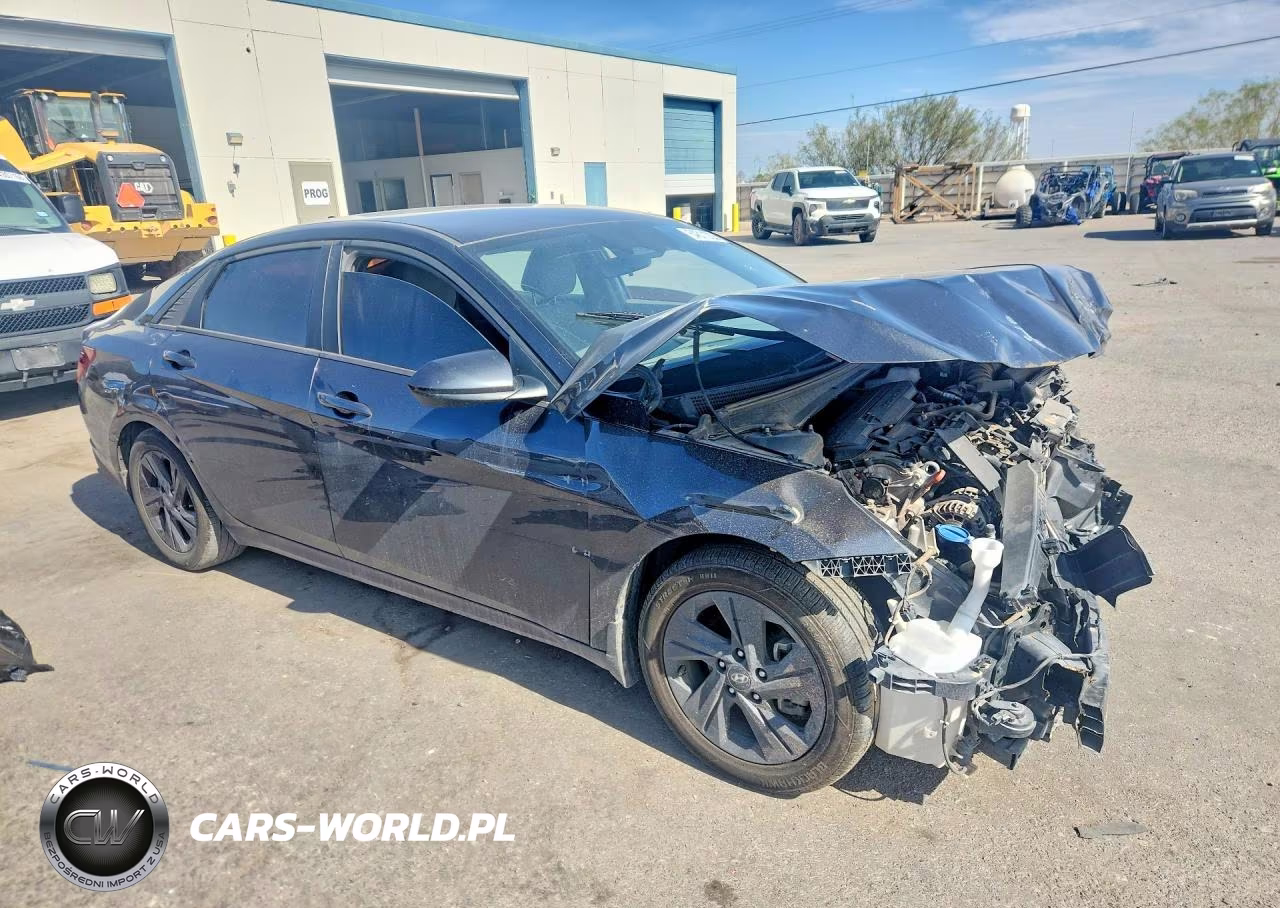 2023 Hyundai Elantra Sel VIN:5NPLM4AG2PH108976 - 4