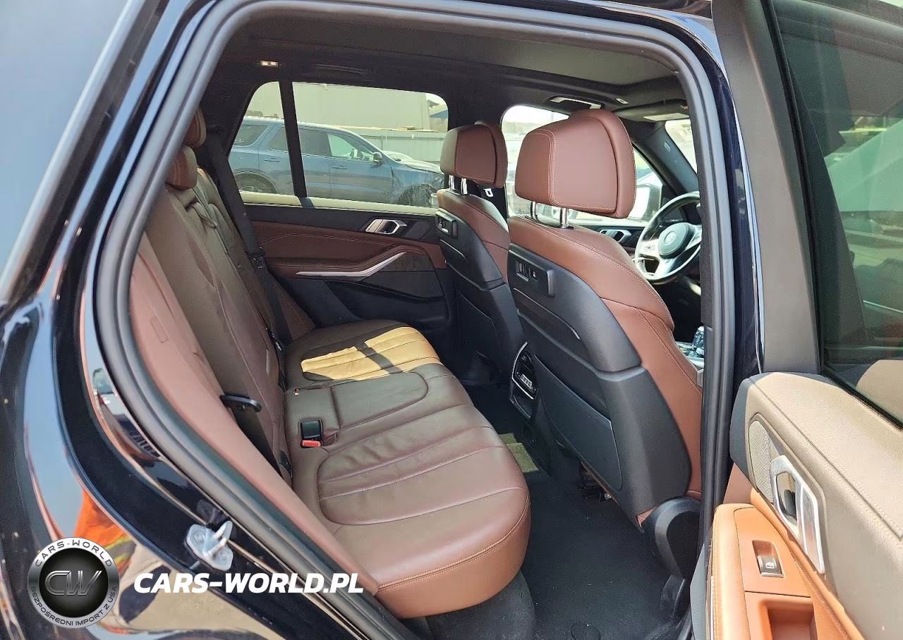 2020 BMW X5 M50I VIN:5UXJU4C09LLE46244 - 11